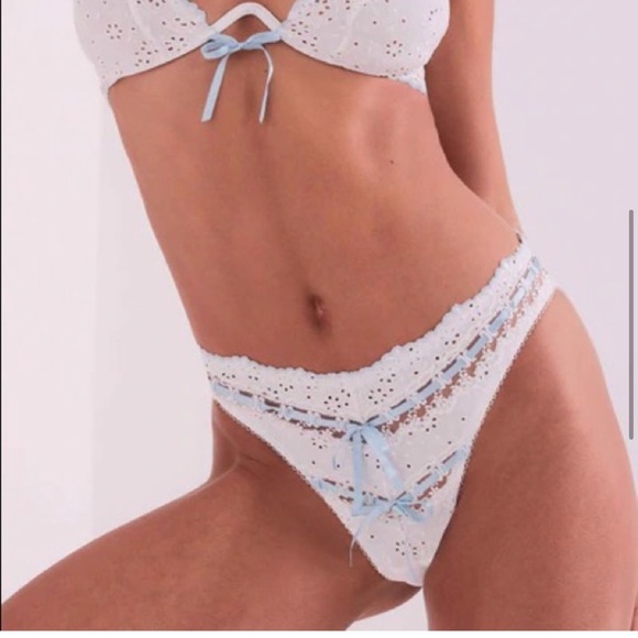 NWT For Love and Lemons Swirl Eyelet Lace Panty - Picture 3 of 10